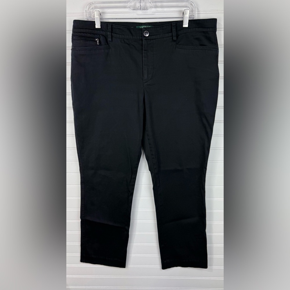 Lauren Ralph Lauren women’s Classic Black cropped work dress pants. Size 14